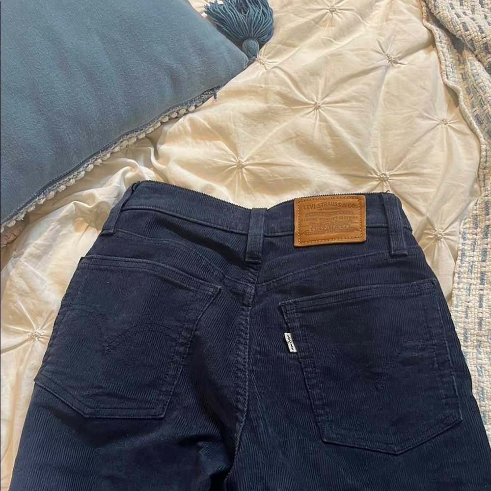 Levis Wedgie straight jeans women
